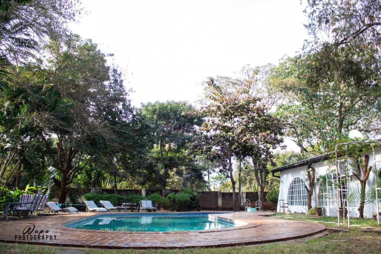 The Ad Lib Executive Lodge Lilongwe Exteriör bild