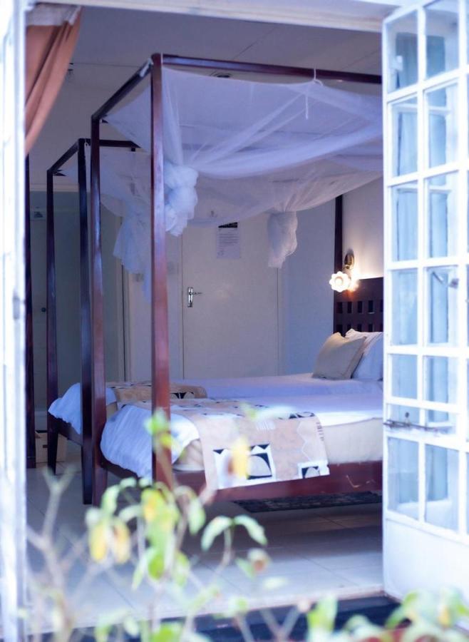 The Ad Lib Executive Lodge Lilongwe Exteriör bild