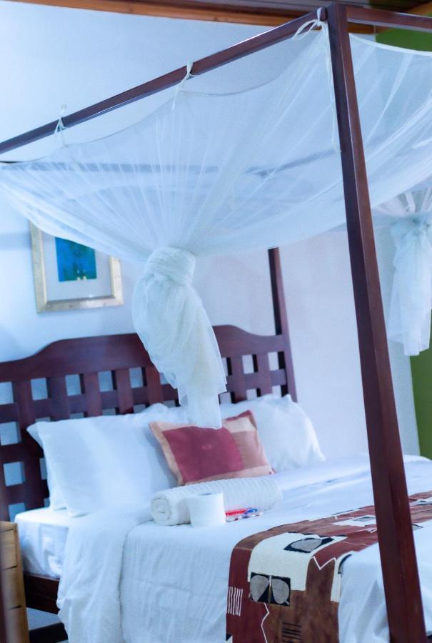The Ad Lib Executive Lodge Lilongwe Exteriör bild